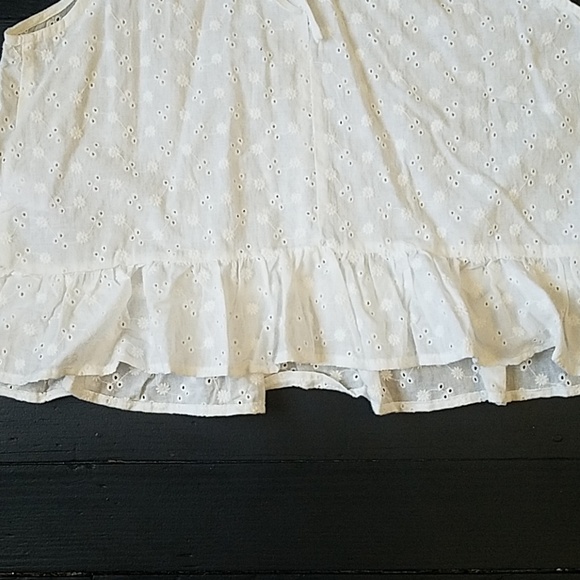 NWOT Anthropologie Lace style blouse - Picture 7 of 8